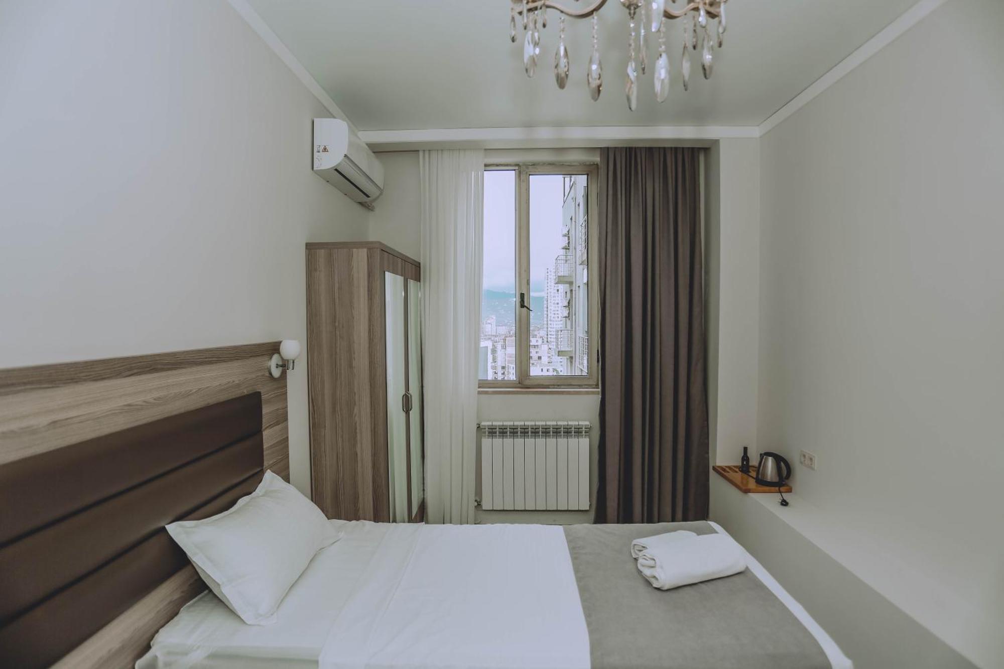 Royal Medis Hotel Batumi Exterior photo